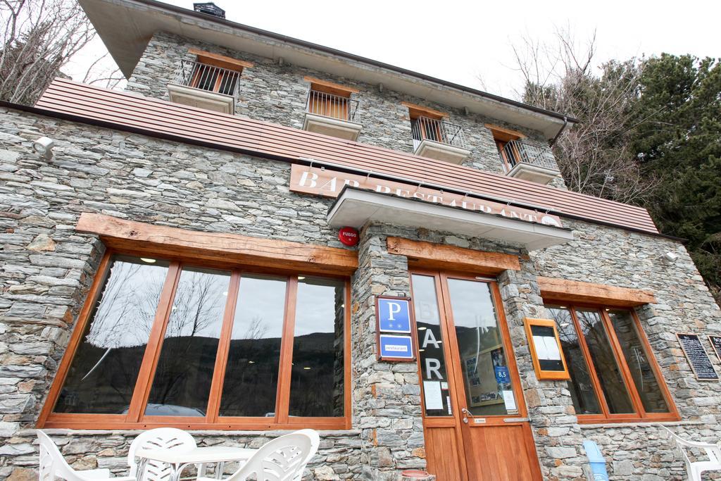 Les Roquetes Guest house Queralbs