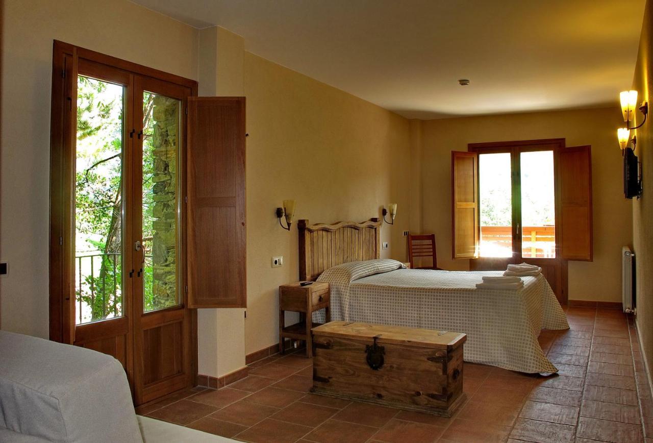 Les Roquetes Guest house Queralbs